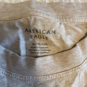 American Eagle tee